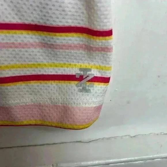 Women’s Izod Sleeveless Golf  Shirt - Picture 4 of 7